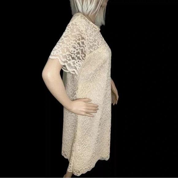 Vintage 60s Ivory Lace MOD Short Sleeve Dress Sz Small Summer Knee Length - Picture 7 of 12